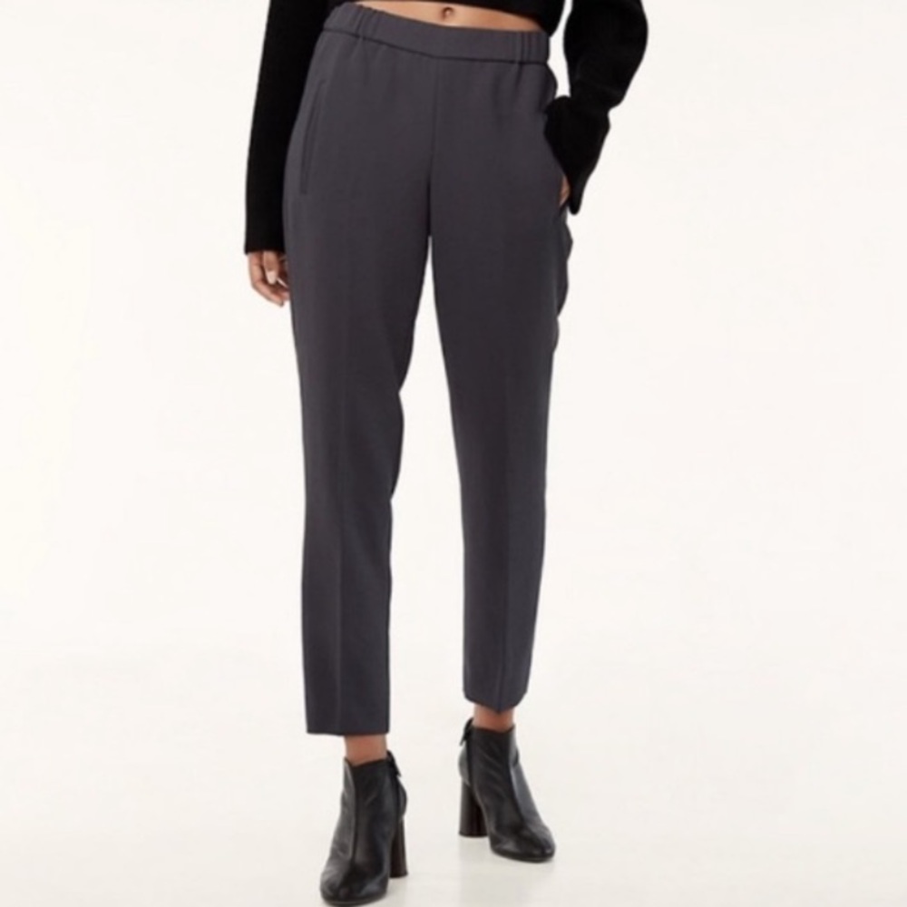 Wilfred Darontal pant (dark blue)